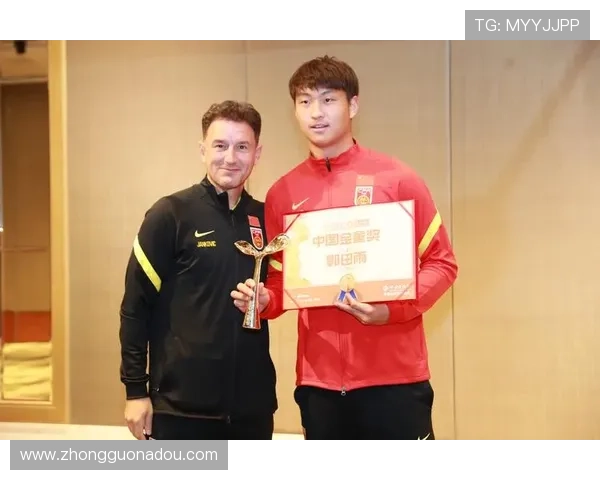 五金王为双金王颁奖吴曦感慨最后一奖